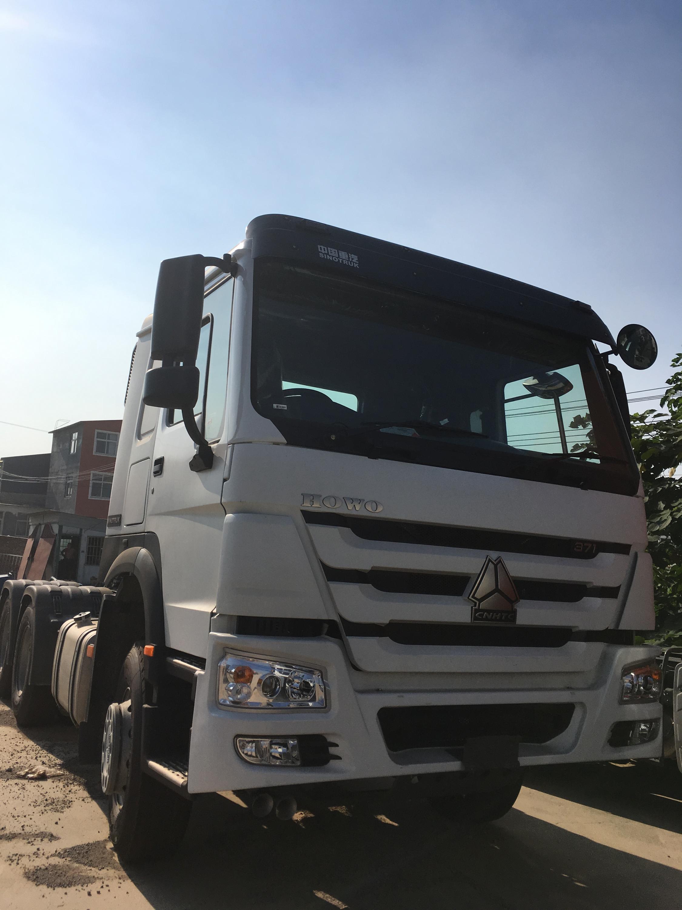 Sinotruk Howo Tractor Truck,Trailer Trucks Tractor Head ...