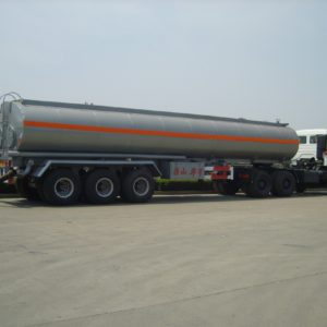 Huayu-Manufacturer-Tri-axle-Asphalt-Bitumen-Tanker