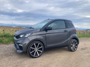 A stock image illustrating voiture sans permis concepts