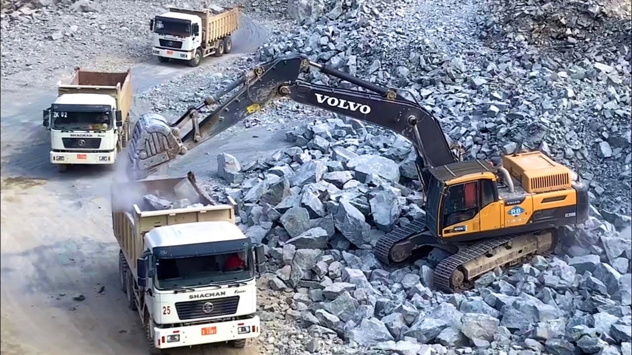 volvo 300 excavator