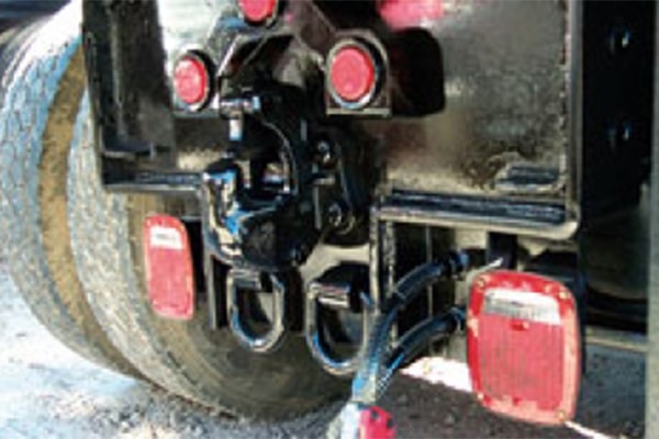 pintle hitch for dump truck