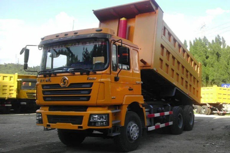 dump truck hydraulic fluid truck
